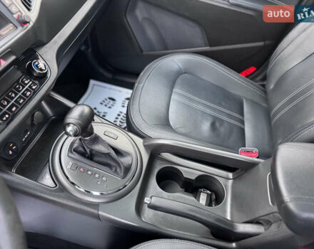Коричневий Кіа Sportage, об'ємом двигуна 2 л та пробігом 190 тис. км за 13950 $, фото 39 на Automoto.ua