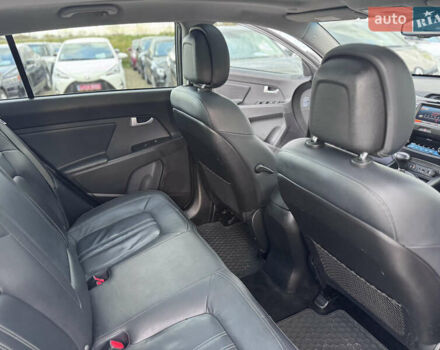 Коричневий Кіа Sportage, об'ємом двигуна 2 л та пробігом 190 тис. км за 13950 $, фото 58 на Automoto.ua