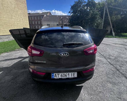Коричневый Киа Sportage, объемом двигателя 2 л и пробегом 265 тыс. км за 13900 $, фото 2 на Automoto.ua
