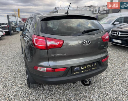 Коричневий Кіа Sportage, об'ємом двигуна 2 л та пробігом 190 тис. км за 13950 $, фото 12 на Automoto.ua