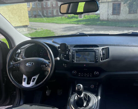 Коричневый Киа Sportage, объемом двигателя 2 л и пробегом 265 тыс. км за 13900 $, фото 5 на Automoto.ua