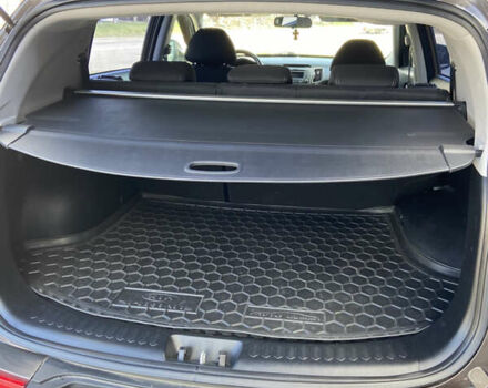 Коричневий Кіа Sportage, об'ємом двигуна 2 л та пробігом 173 тис. км за 11666 $, фото 13 на Automoto.ua