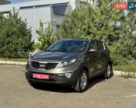 Коричневый Киа Sportage, объемом двигателя 1.69 л и пробегом 145 тыс. км за 12900 $, фото 2 на Automoto.ua
