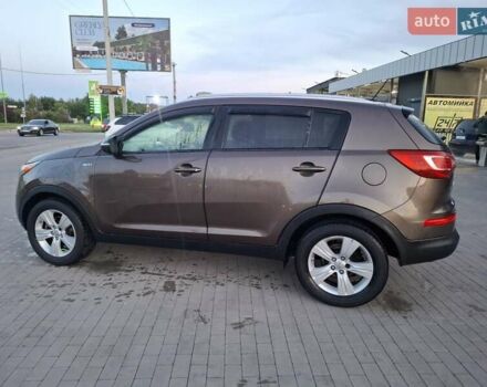Коричневый Киа Sportage, объемом двигателя 2.4 л и пробегом 105 тыс. км за 11500 $, фото 10 на Automoto.ua