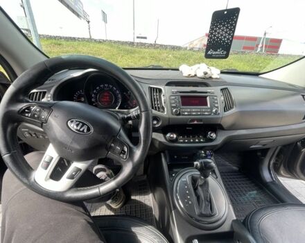 Коричневый Киа Sportage, объемом двигателя 2 л и пробегом 234 тыс. км за 9600 $, фото 4 на Automoto.ua