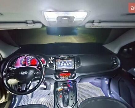 Коричневый Киа Sportage, объемом двигателя 2 л и пробегом 150 тыс. км за 16500 $, фото 14 на Automoto.ua