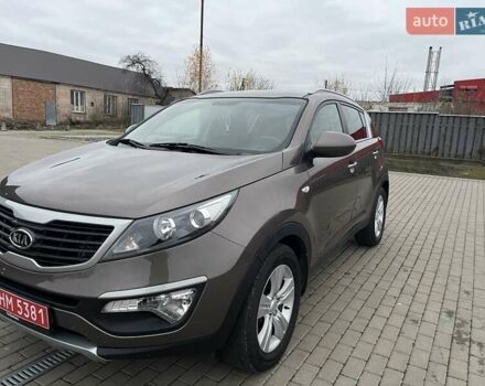 Коричневый Киа Sportage, объемом двигателя 1.7 л и пробегом 258 тыс. км за 11500 $, фото 2 на Automoto.ua