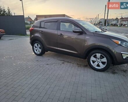 Коричневый Киа Sportage, объемом двигателя 2.4 л и пробегом 105 тыс. км за 11500 $, фото 1 на Automoto.ua