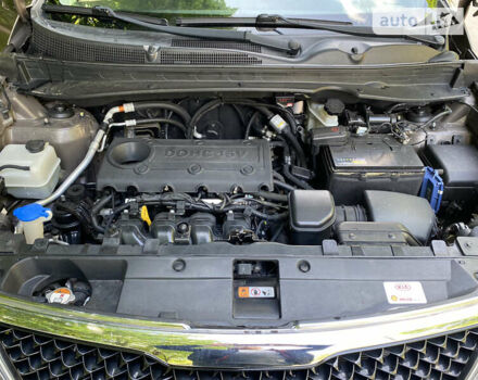 Коричневый Киа Sportage, объемом двигателя 2.36 л и пробегом 141 тыс. км за 14300 $, фото 15 на Automoto.ua