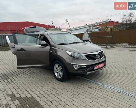Коричневый Киа Sportage, объемом двигателя 1.7 л и пробегом 258 тыс. км за 11500 $, фото 17 на Automoto.ua