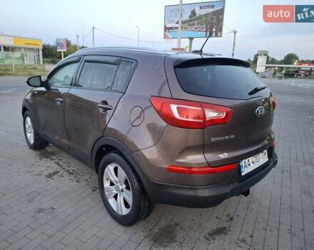Коричневый Киа Sportage, объемом двигателя 2.4 л и пробегом 105 тыс. км за 11500 $, фото 2 на Automoto.ua