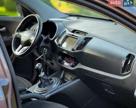 Коричневый Киа Sportage, объемом двигателя 1.7 л и пробегом 131 тыс. км за 13999 $, фото 30 на Automoto.ua