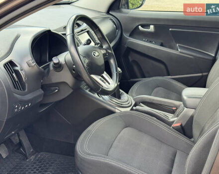 Коричневый Киа Sportage, объемом двигателя 1.69 л и пробегом 145 тыс. км за 12900 $, фото 12 на Automoto.ua