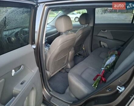 Коричневый Киа Sportage, объемом двигателя 2.4 л и пробегом 105 тыс. км за 11500 $, фото 15 на Automoto.ua