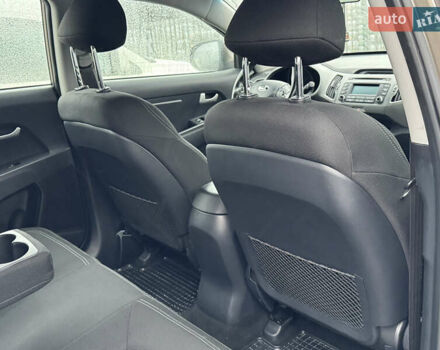 Коричневий Кіа Sportage, об'ємом двигуна 1.7 л та пробігом 70 тис. км за 15300 $, фото 35 на Automoto.ua