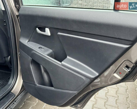 Коричневий Кіа Sportage, об'ємом двигуна 1.7 л та пробігом 70 тис. км за 15300 $, фото 37 на Automoto.ua