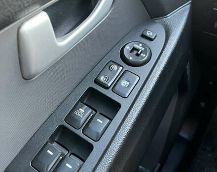 Коричневый Киа Sportage, объемом двигателя 2 л и пробегом 169 тыс. км за 15800 $, фото 7 на Automoto.ua