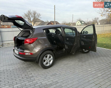 Коричневый Киа Sportage, объемом двигателя 1.7 л и пробегом 188 тыс. км за 14300 $, фото 14 на Automoto.ua