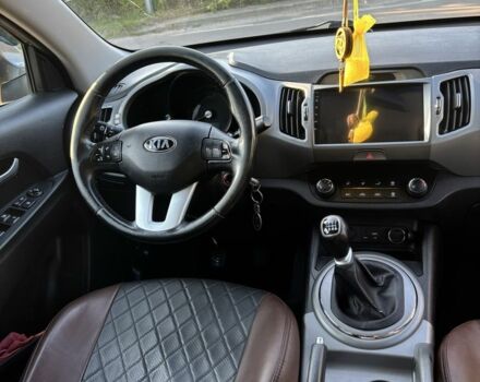 Коричневый Киа Sportage, объемом двигателя 1.7 л и пробегом 283 тыс. км за 13200 $, фото 3 на Automoto.ua