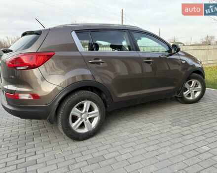 Коричневый Киа Sportage, объемом двигателя 1.7 л и пробегом 188 тыс. км за 14300 $, фото 5 на Automoto.ua
