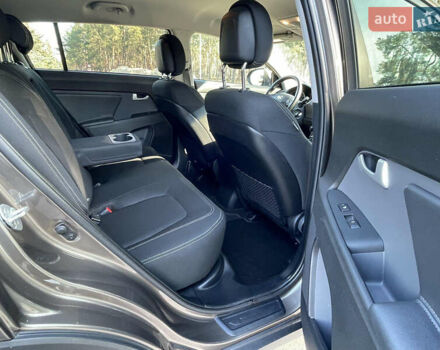 Коричневый Киа Sportage, объемом двигателя 2 л и пробегом 169 тыс. км за 15800 $, фото 10 на Automoto.ua