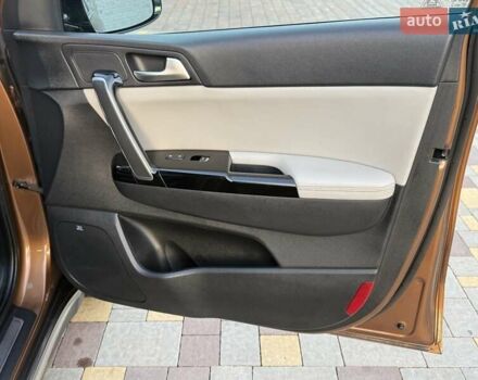 Коричневый Киа Sportage, объемом двигателя 2 л и пробегом 131 тыс. км за 21900 $, фото 30 на Automoto.ua