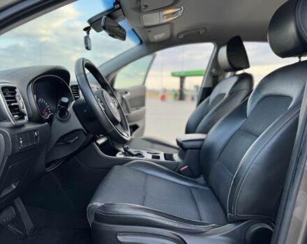 Коричневий Кіа Sportage, об'ємом двигуна 2 л та пробігом 156 тис. км за 15999 $, фото 6 на Automoto.ua