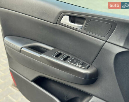 Коричневый Киа Sportage, объемом двигателя 2 л и пробегом 156 тыс. км за 16999 $, фото 10 на Automoto.ua