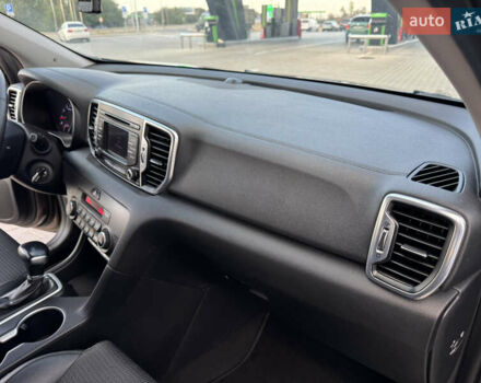 Коричневый Киа Sportage, объемом двигателя 2 л и пробегом 156 тыс. км за 16999 $, фото 26 на Automoto.ua