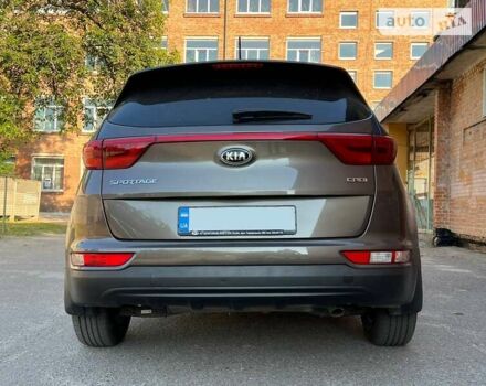 Коричневый Киа Sportage, объемом двигателя 1.69 л и пробегом 196 тыс. км за 15800 $, фото 7 на Automoto.ua