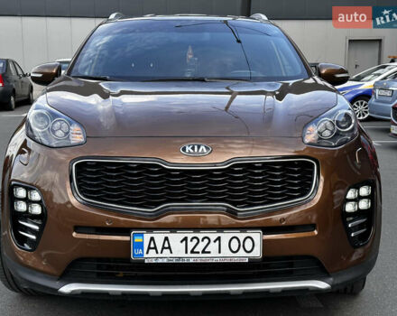 Коричневый Киа Sportage, объемом двигателя 2 л и пробегом 126 тыс. км за 20000 $, фото 2 на Automoto.ua