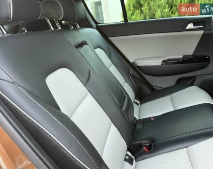 Коричневый Киа Sportage, объемом двигателя 2 л и пробегом 131 тыс. км за 21900 $, фото 32 на Automoto.ua
