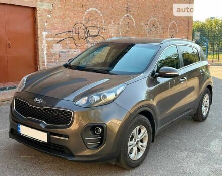 Коричневый Киа Sportage, объемом двигателя 1.69 л и пробегом 196 тыс. км за 15800 $, фото 2 на Automoto.ua