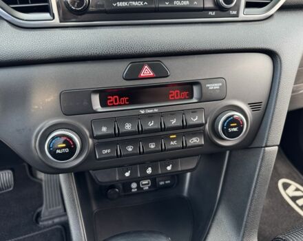 Коричневий Кіа Sportage, об'ємом двигуна 2 л та пробігом 156 тис. км за 15999 $, фото 13 на Automoto.ua