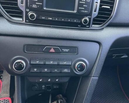 Коричневий Кіа Sportage, об'ємом двигуна 1.69 л та пробігом 140 тис. км за 15300 $, фото 7 на Automoto.ua