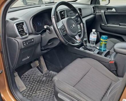 Коричневий Кіа Sportage, об'ємом двигуна 2 л та пробігом 108 тис. км за 16600 $, фото 6 на Automoto.ua