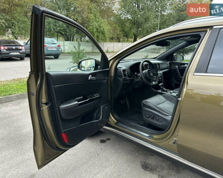 Коричневый Киа Sportage, объемом двигателя 2 л и пробегом 236 тыс. км за 18999 $, фото 13 на Automoto.ua