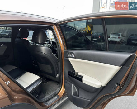 Коричневый Киа Sportage, объемом двигателя 2 л и пробегом 126 тыс. км за 20000 $, фото 35 на Automoto.ua