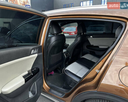 Коричневый Киа Sportage, объемом двигателя 2 л и пробегом 126 тыс. км за 20000 $, фото 34 на Automoto.ua