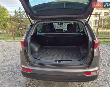 Коричневый Киа Sportage, объемом двигателя 1.69 л и пробегом 206 тыс. км за 17500 $, фото 15 на Automoto.ua