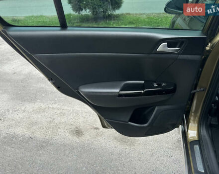 Коричневый Киа Sportage, объемом двигателя 2 л и пробегом 236 тыс. км за 18999 $, фото 56 на Automoto.ua