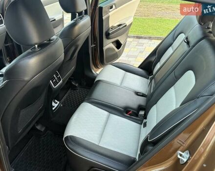 Коричневый Киа Sportage, объемом двигателя 2 л и пробегом 131 тыс. км за 21900 $, фото 37 на Automoto.ua