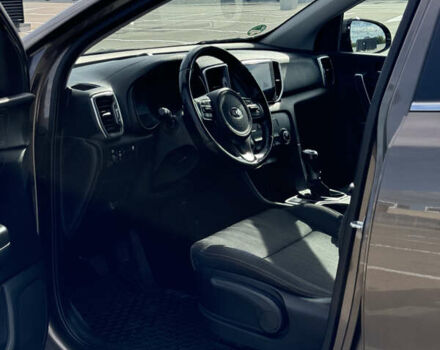 Коричневый Киа Sportage, объемом двигателя 1.69 л и пробегом 143 тыс. км за 16900 $, фото 17 на Automoto.ua