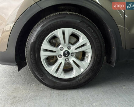 Коричневий Кіа Sportage, об'ємом двигуна 1.7 л та пробігом 230 тис. км за 15900 $, фото 17 на Automoto.ua
