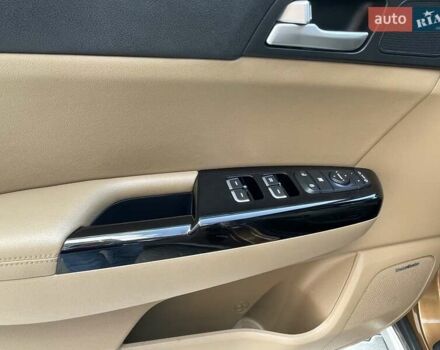 Коричневый Киа Sportage, объемом двигателя 2 л и пробегом 62 тыс. км за 17999 $, фото 26 на Automoto.ua