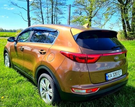 Коричневый Киа Sportage, объемом двигателя 2.4 л и пробегом 130 тыс. км за 14200 $, фото 2 на Automoto.ua