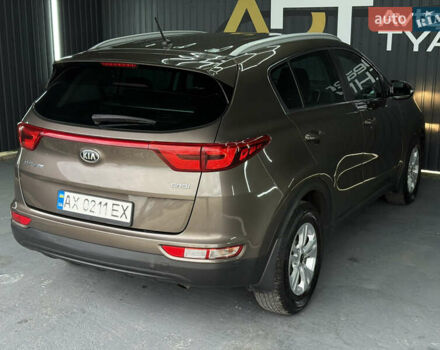 Коричневий Кіа Sportage, об'ємом двигуна 1.7 л та пробігом 230 тис. км за 15900 $, фото 14 на Automoto.ua