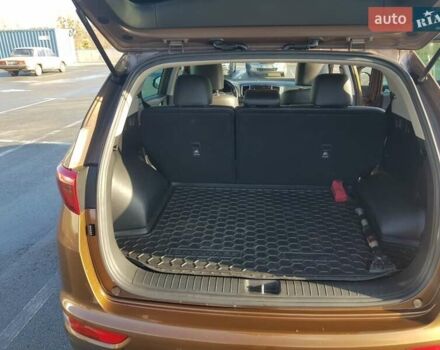Коричневый Киа Sportage, объемом двигателя 2 л и пробегом 75 тыс. км за 19300 $, фото 13 на Automoto.ua