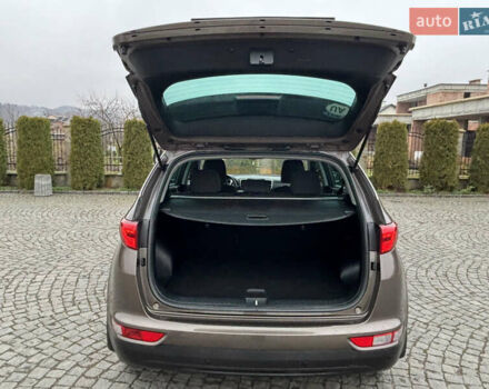 Коричневий Кіа Sportage, об'ємом двигуна 1.69 л та пробігом 173 тис. км за 17999 $, фото 51 на Automoto.ua