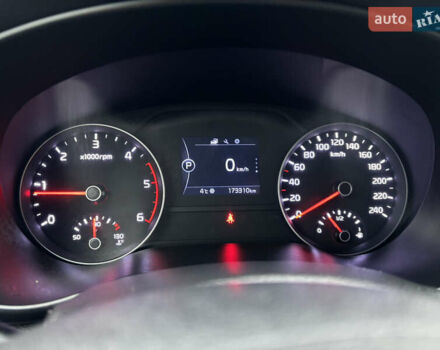 Коричневий Кіа Sportage, об'ємом двигуна 1.69 л та пробігом 173 тис. км за 17999 $, фото 88 на Automoto.ua